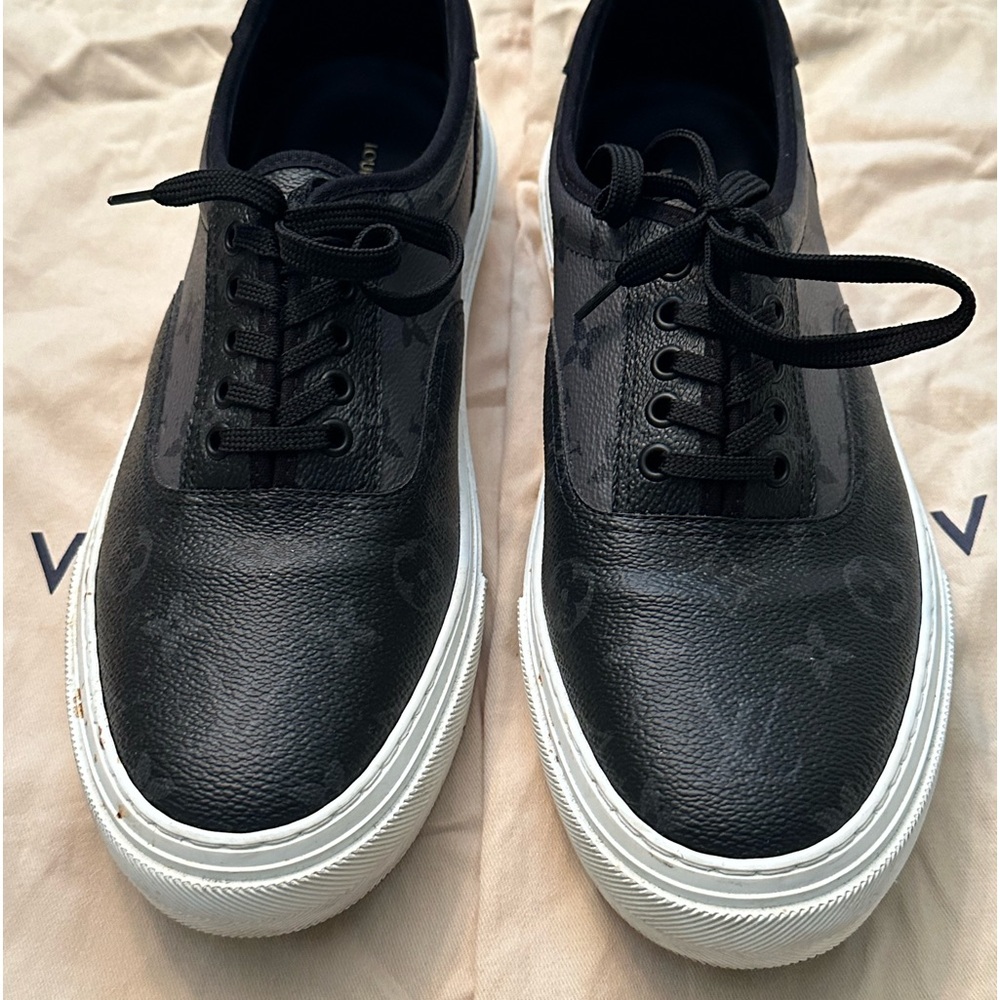 Louis Vuitton shoes size 10